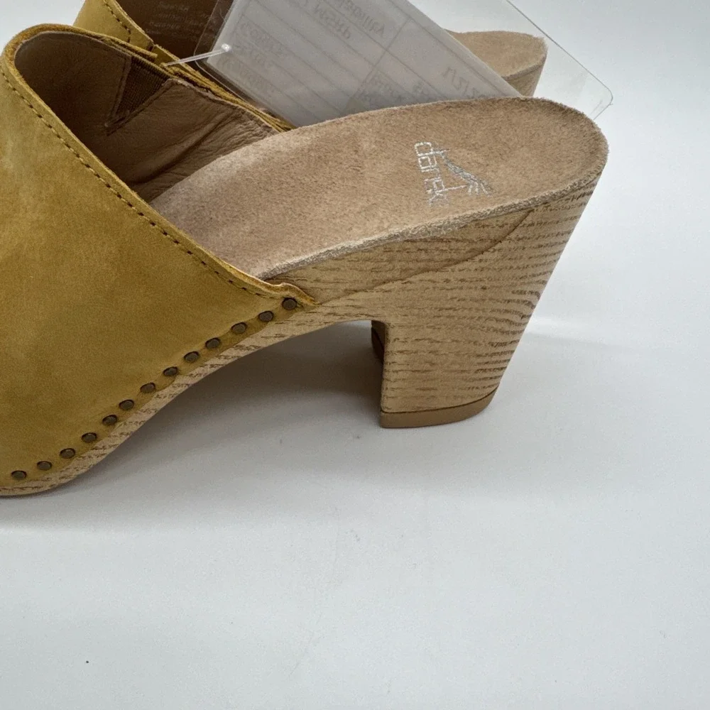 Dansko Women'S Tandi Sandal Yellow Milled Leather Size 38 New